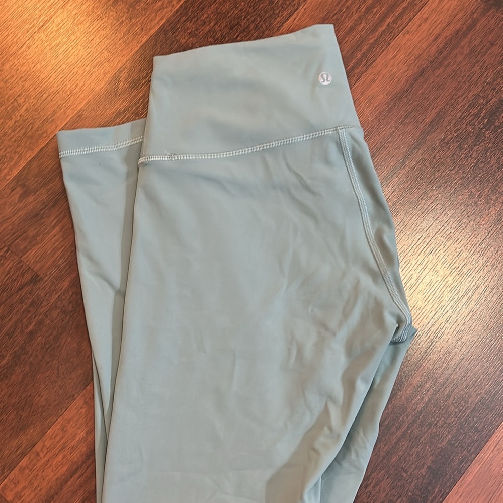 Lululemon Wunder Train High Rise Tight 25” - Misty Glade size 8